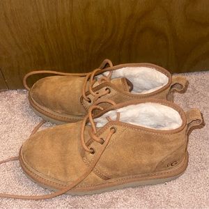 Women’s size 7 Ugg’s